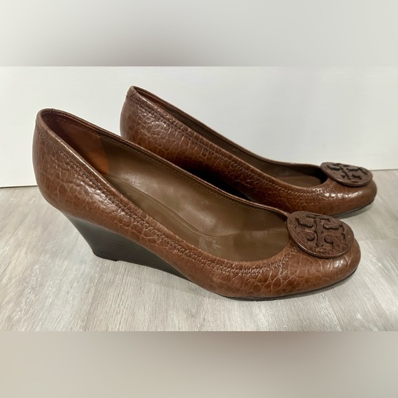 Tory Burch Sally leather wedge bison brown sz 10.5 - Picture 1 of 9